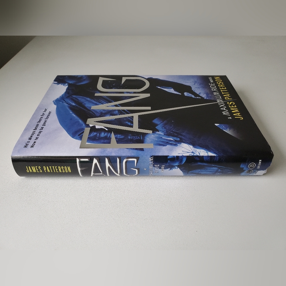 Fang | Maximum Ride: Book 5 - Picture 3 of 8